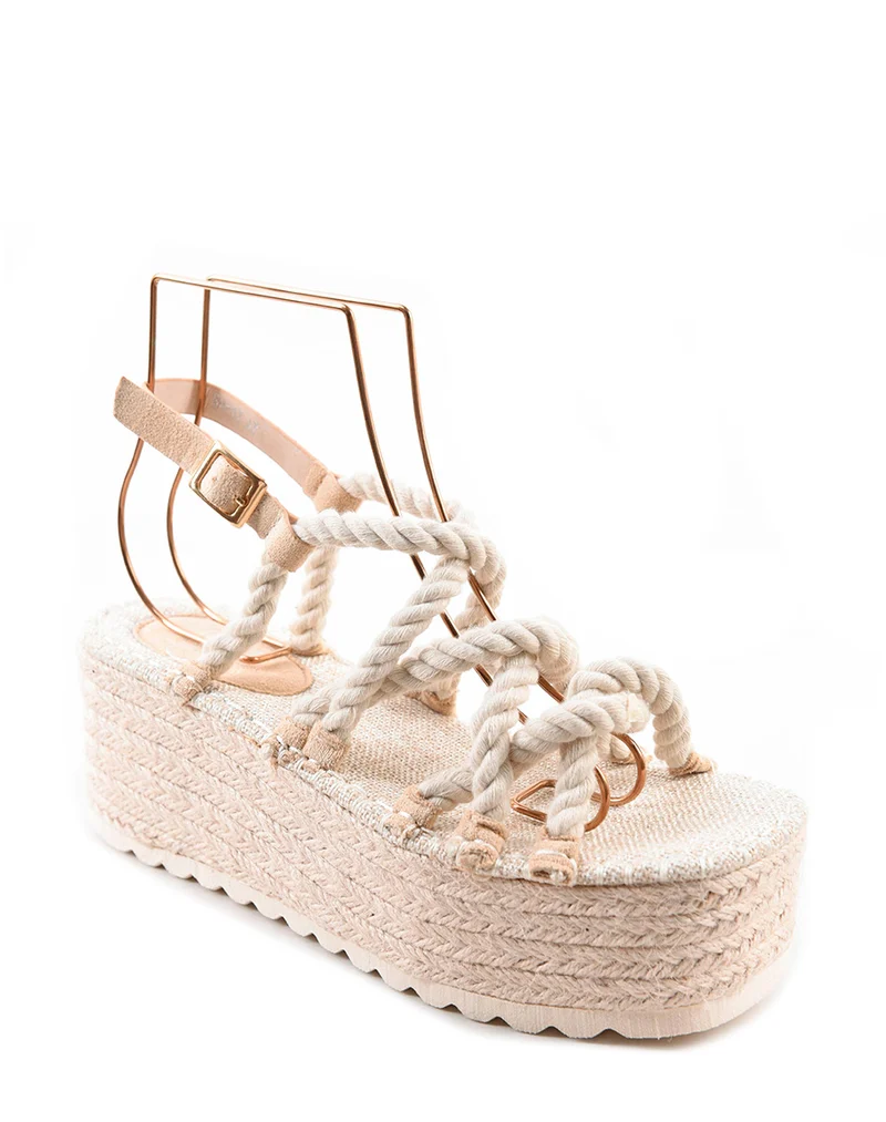 Sandales beiges à lanières style corde et semelle épaisse en toile de jute