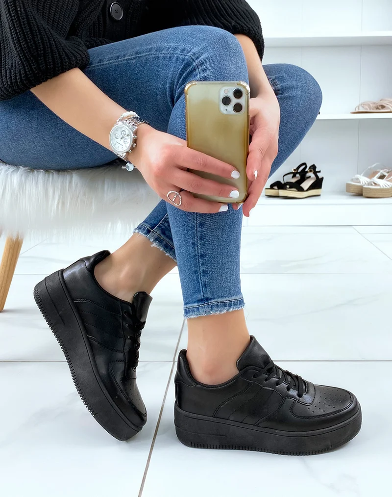 Baskets noires à grosse plateforme