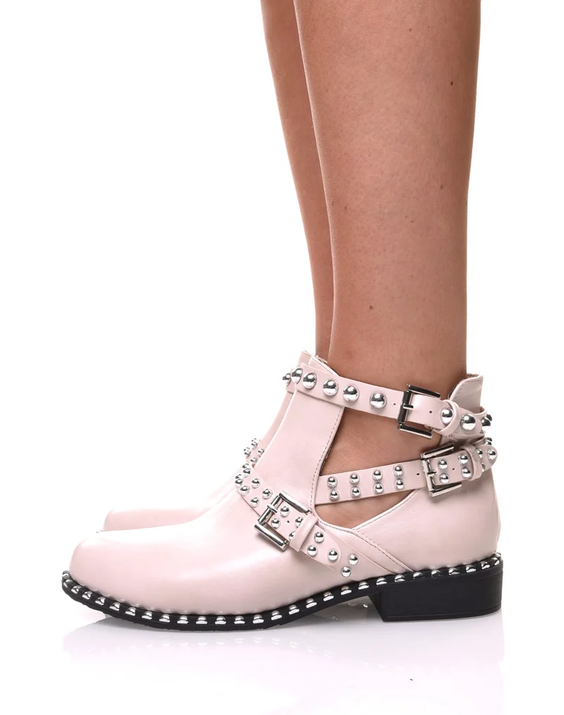 Bottines cloutés beiges