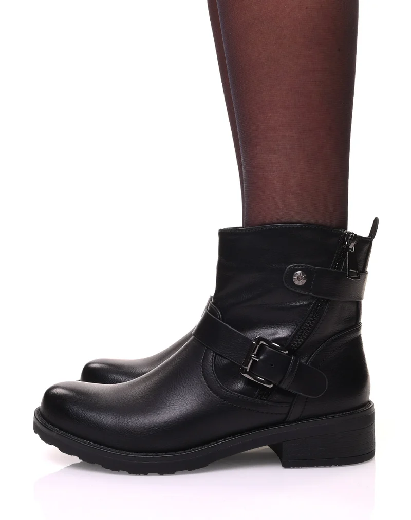 Bottines noires à sangles et fermetures éclaires