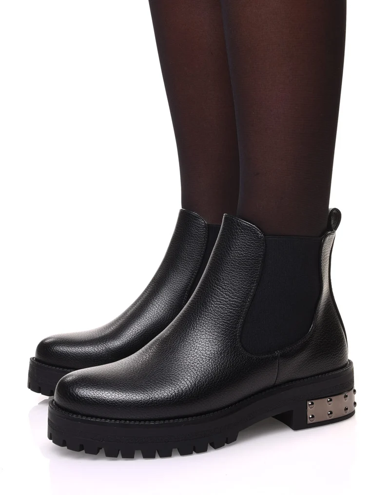 Bottines noires à semelle crantée