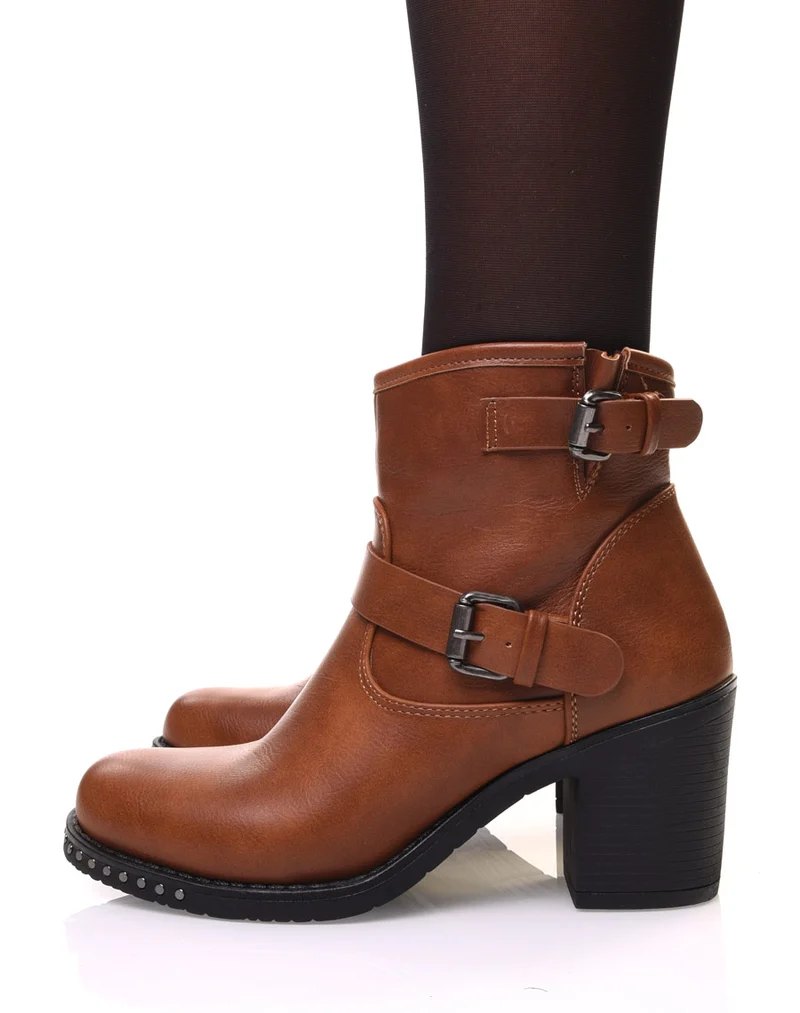 Bottines camelles à sangles