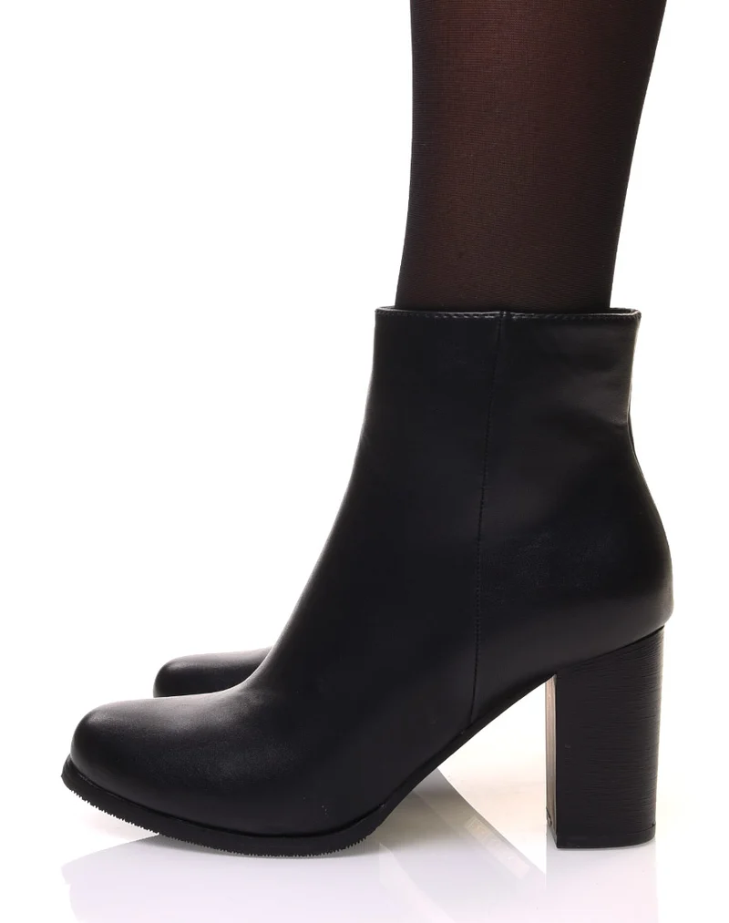 Bottines noires à talons