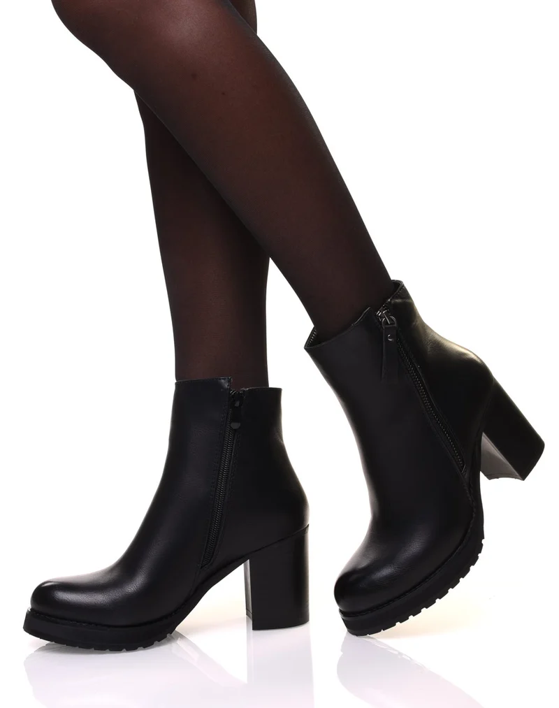 Bottines noires à talons