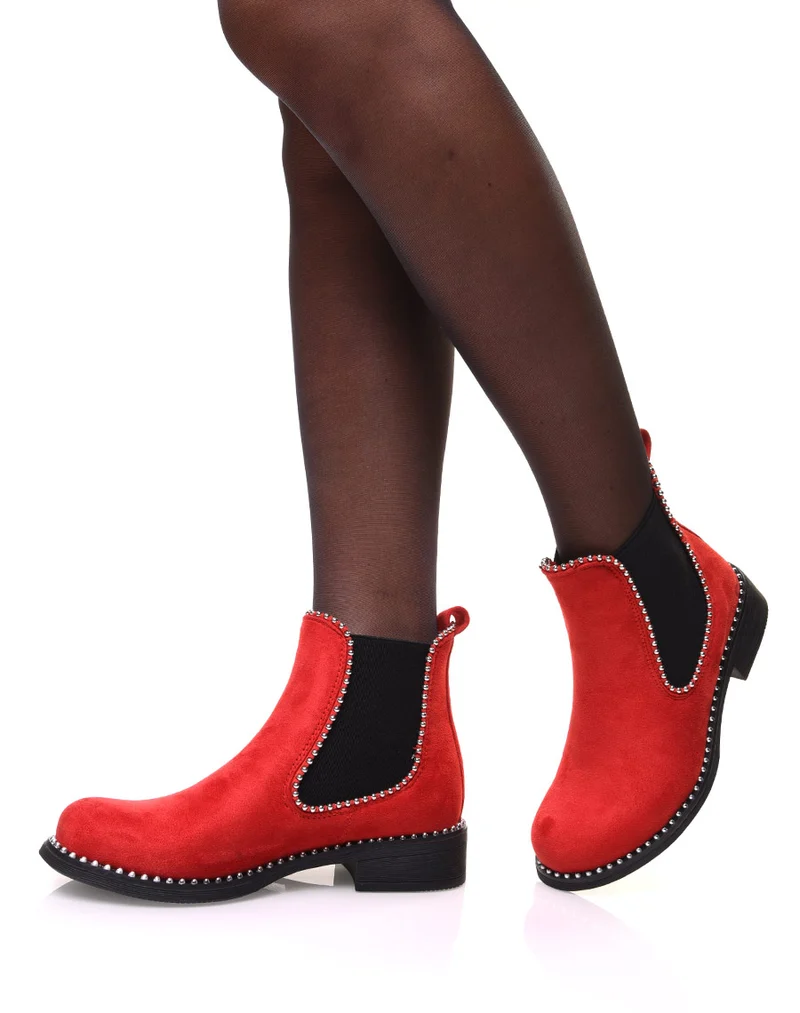 Chelsea boots rouges en suédine à détails perles