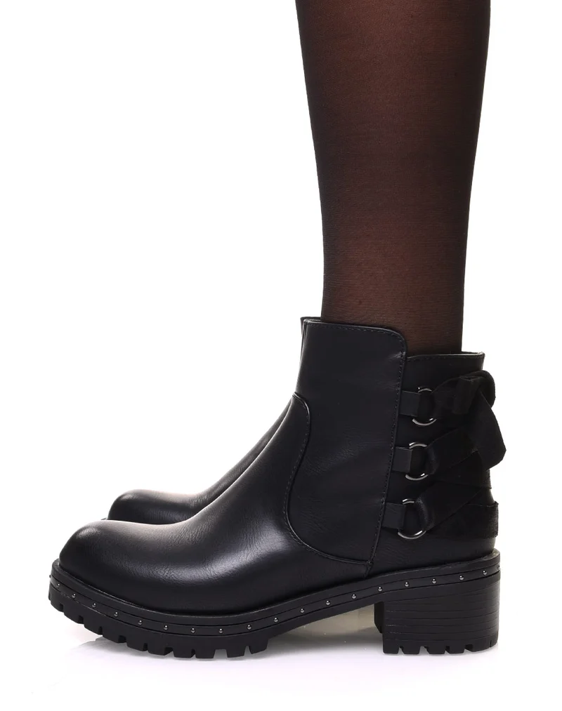 Bottines noires à nœud et semelle crantée