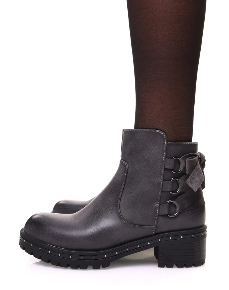 Bottines grises à nœud et semelle crantée