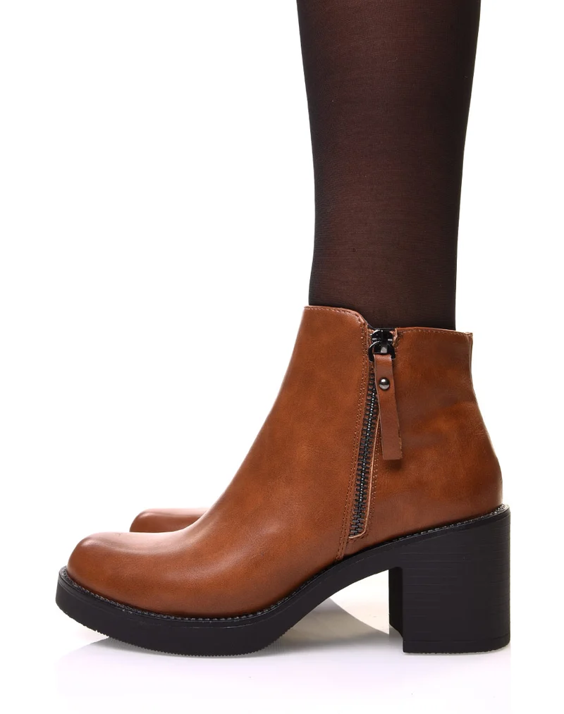 Bottines camelles à talon mi haut