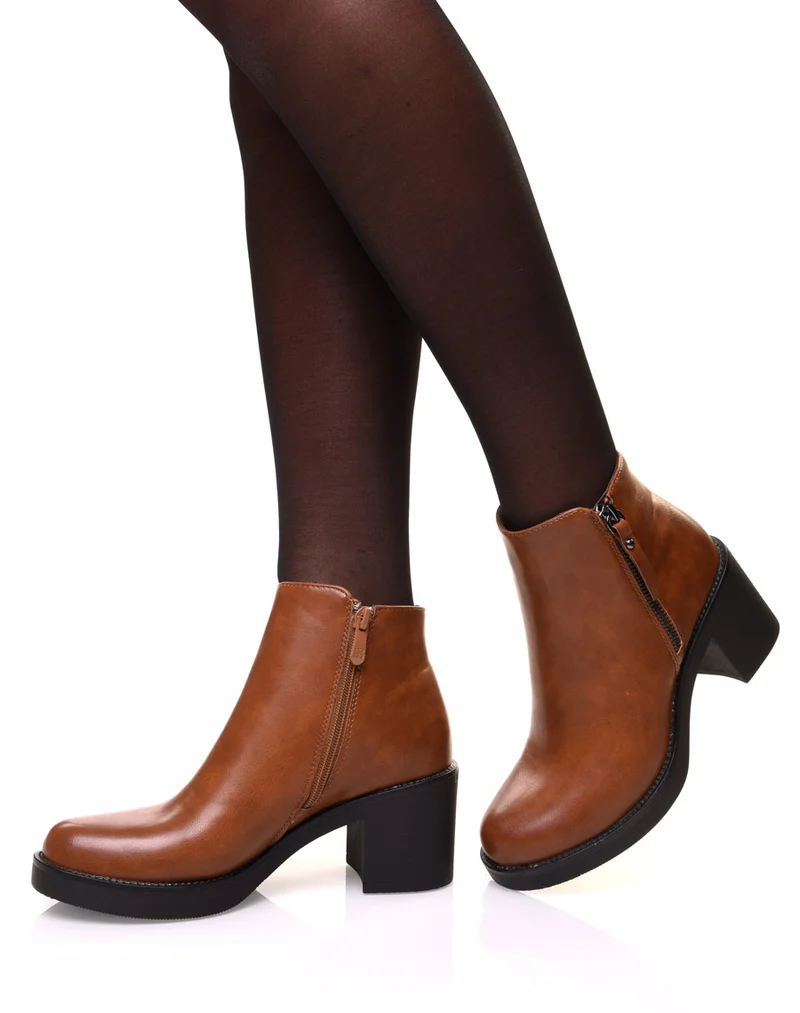 Bottines camelles à talon mi haut