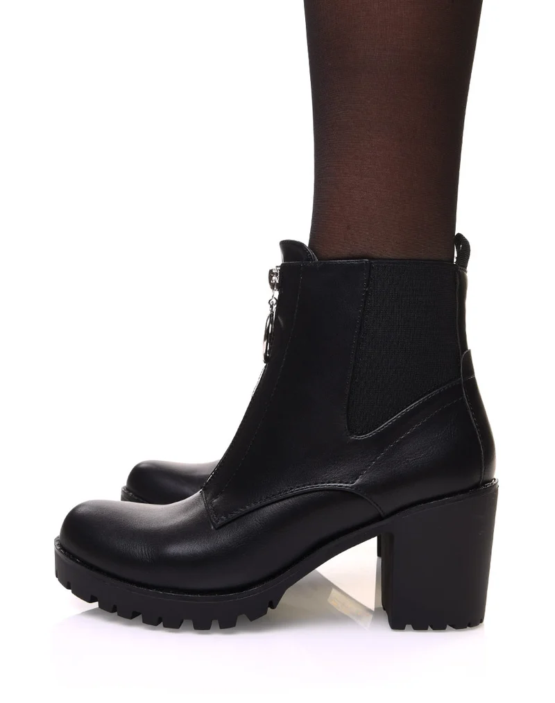 Bottines noires à talon mi haut et semelle crantée