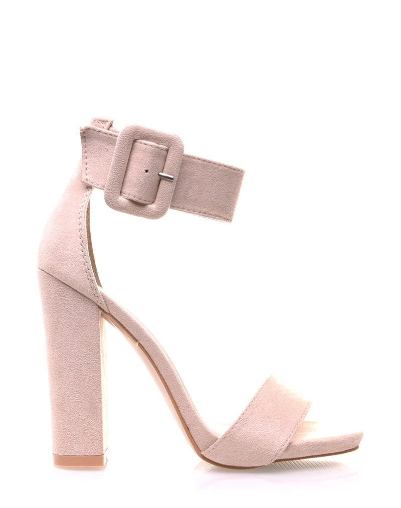 Sandale beige effet suédine talons épais