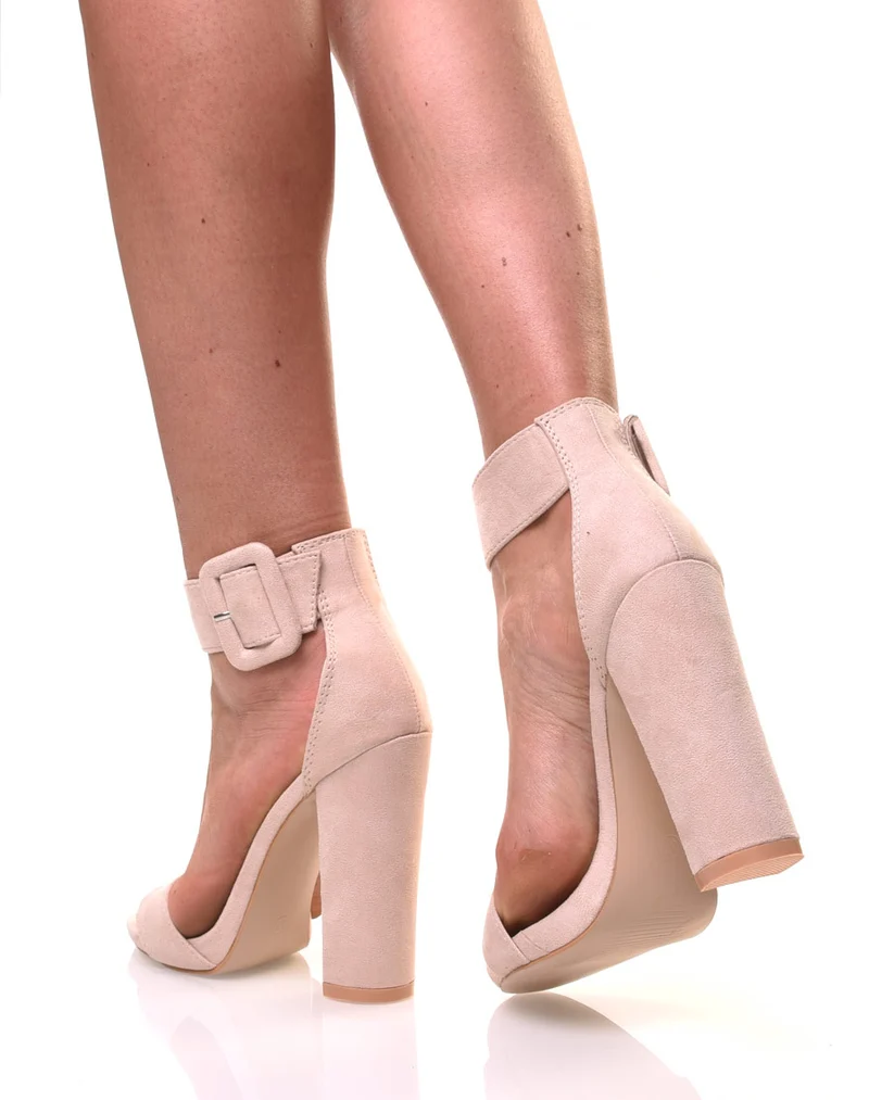 Sandale beige effet suédine talons épais