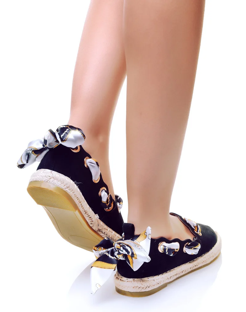 Espadrilles noires à rubans