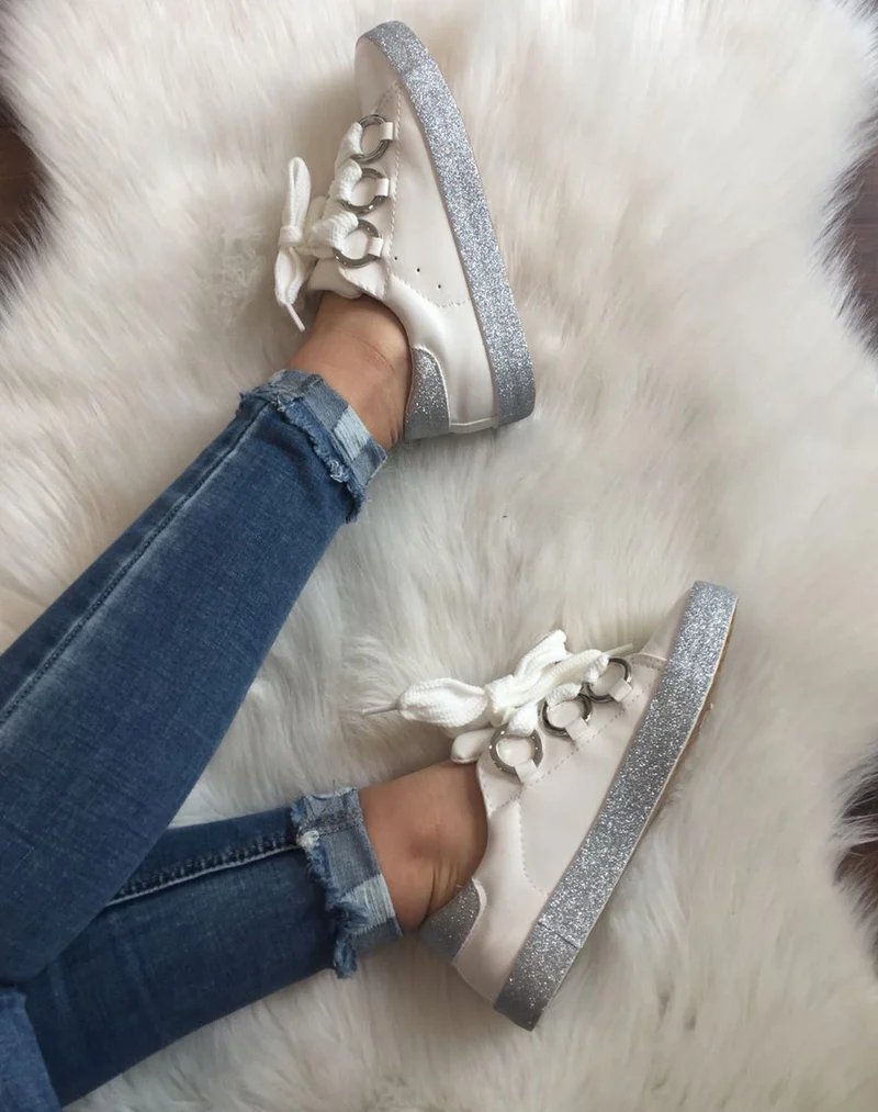 Sneakers blanches à gros lacets