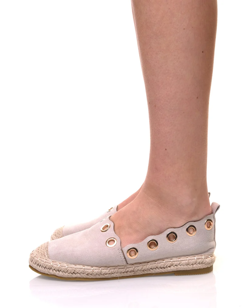 Espadrilles beiges à œillets