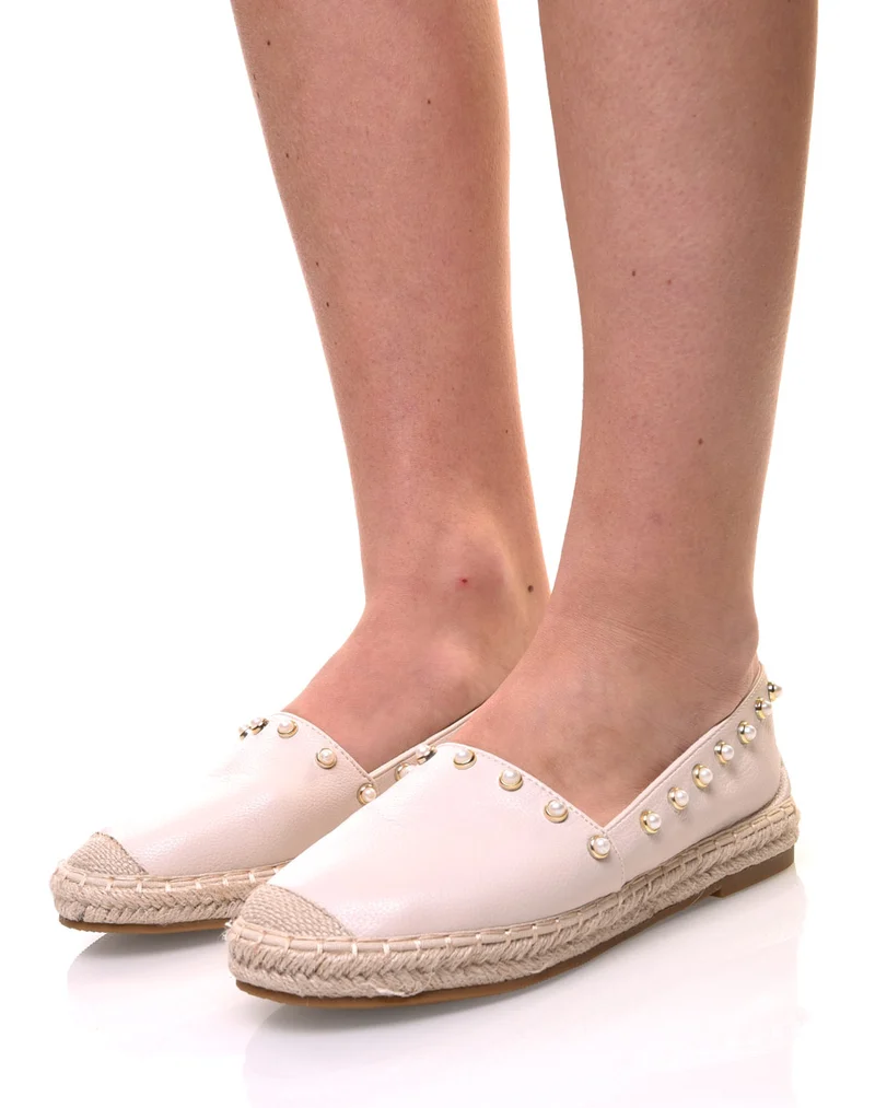 Espadrilles beiges ornées de perles