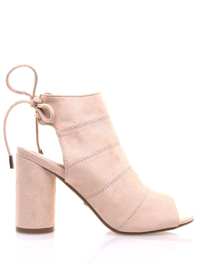 Sandales beiges en suédine à talons ronds
