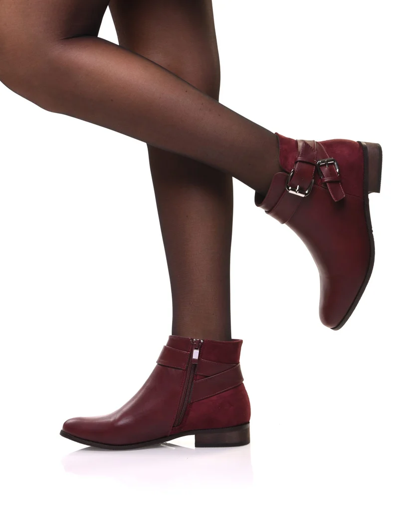 Bottines bordeaux plates lanières à sangles décoratives
