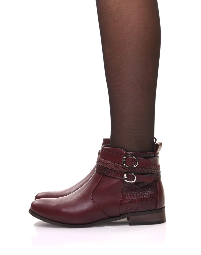 Bottines bordeaux effet croco et lanières décoratives