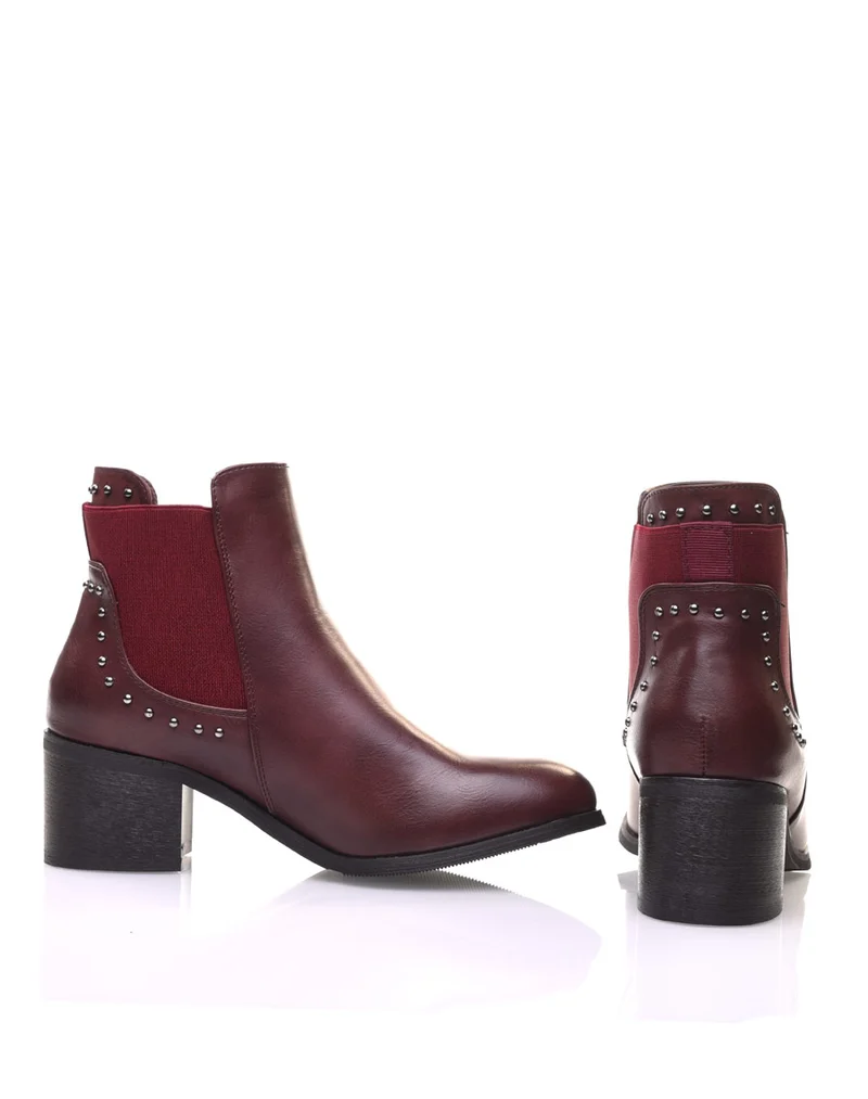 Chelsea boots bordeaux cloutés à petits talons