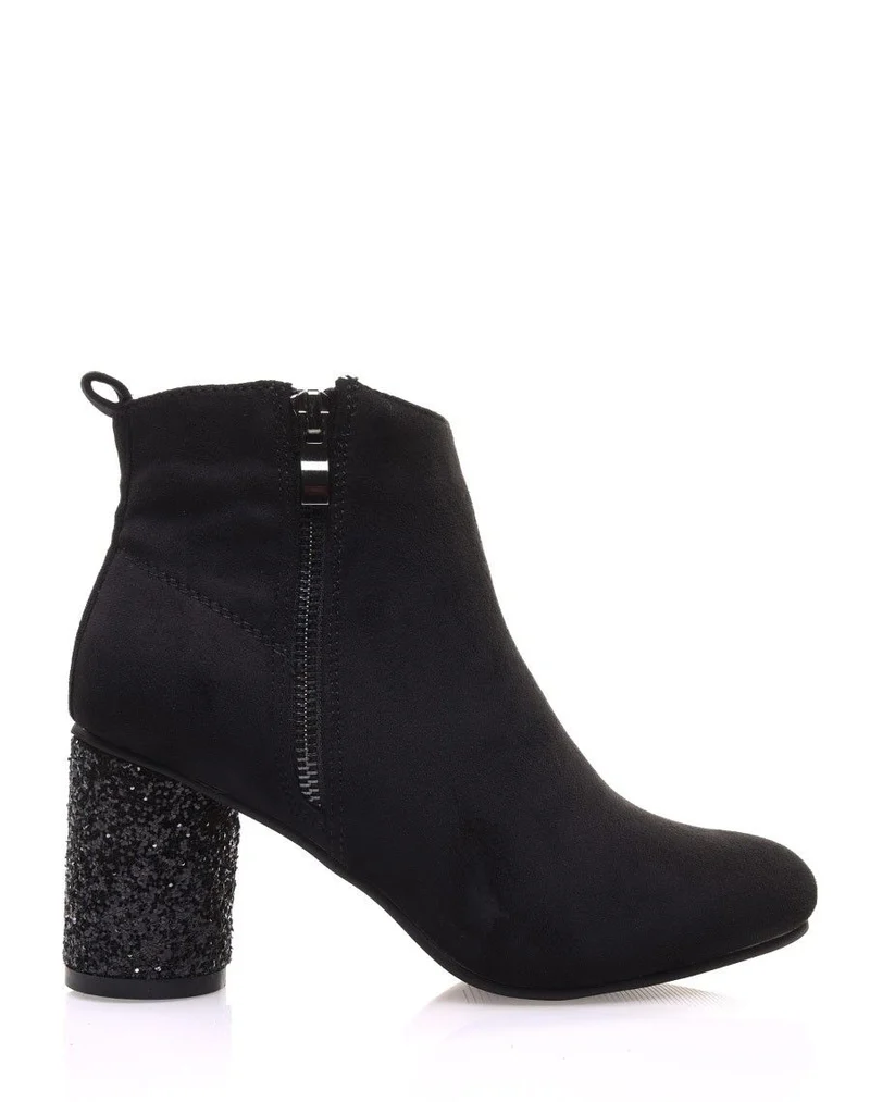 Bottines noires à talons ronds et pailletés