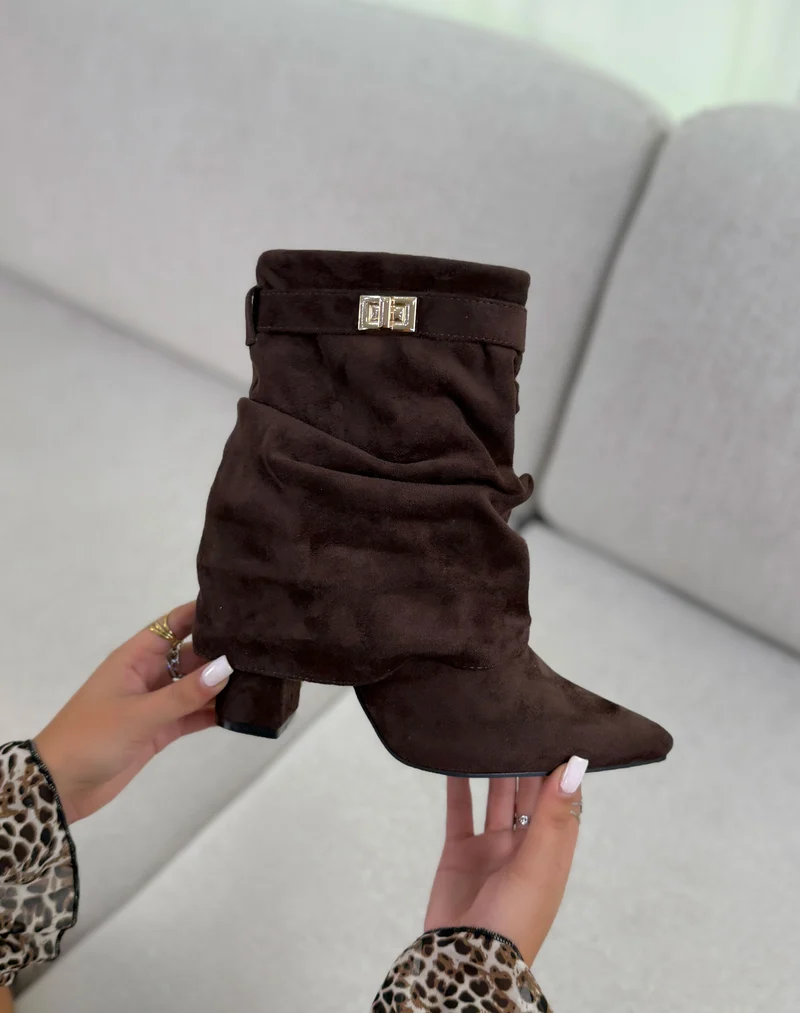 Bottines femme marron élégantes en suédine plissée à talon haut épais