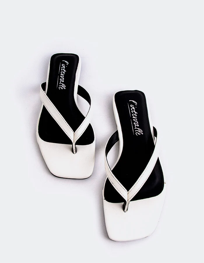 Crina White