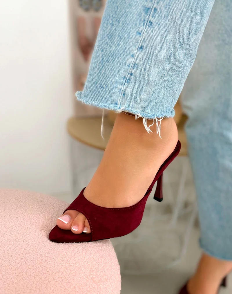Sandales femme bordeaux élégantes en suédine à talon aiguille