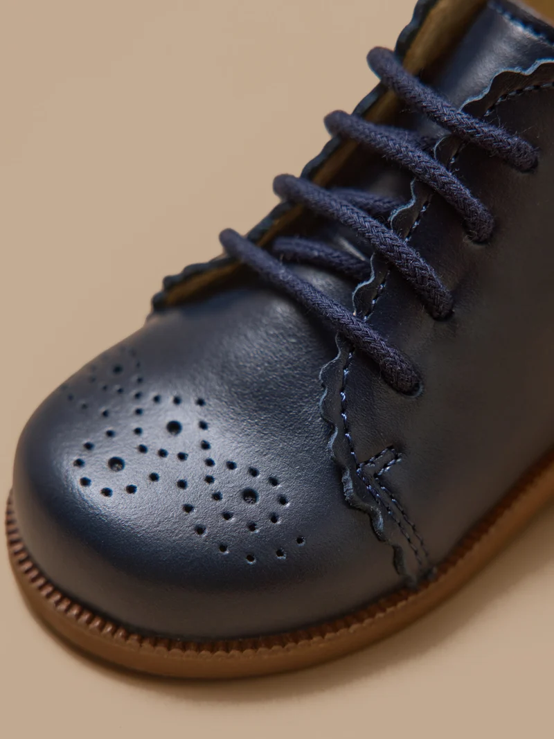 Bottines bout fleuri cuir bébé