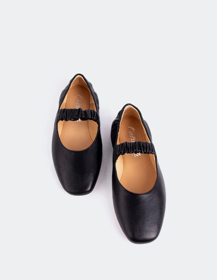 Miah Black Leather