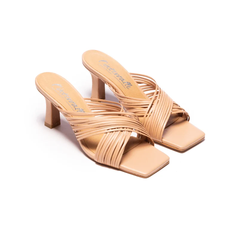 Quella Nude Leather