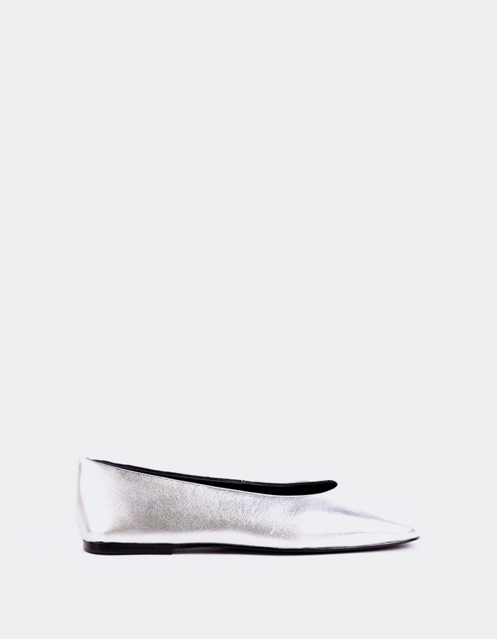 Mekka Silver Leather