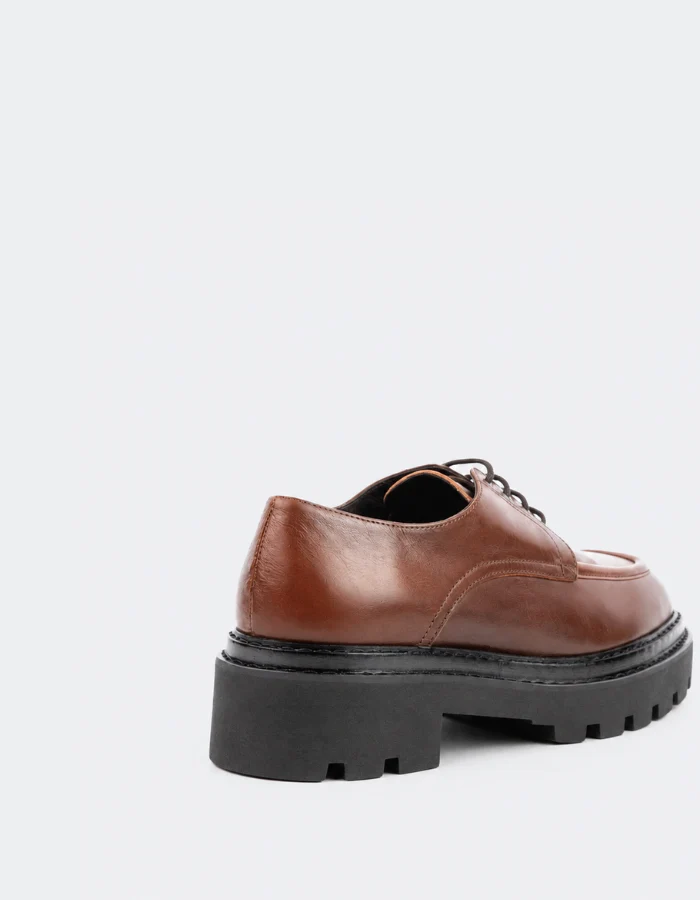 Huelva Chestnut Leather