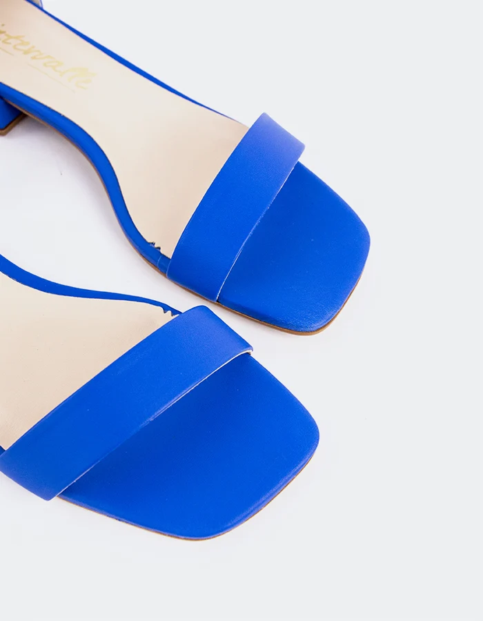 Yanna Blue Leather