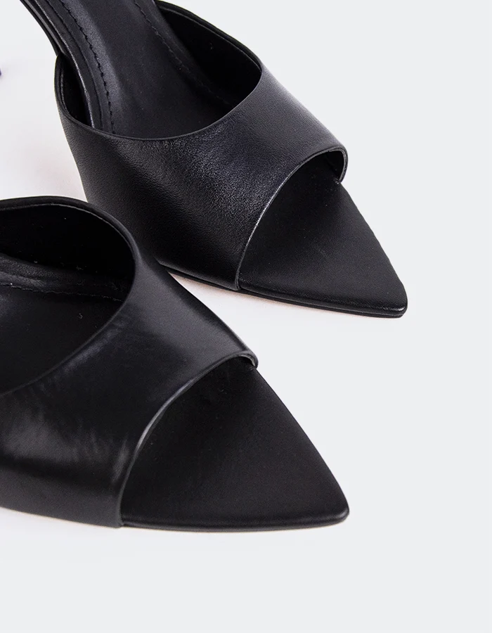 Thelma Black Leather