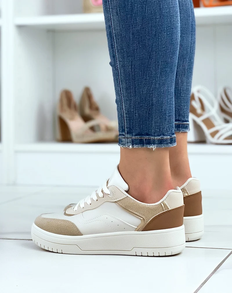 Baskets beiges à empiècements nudes