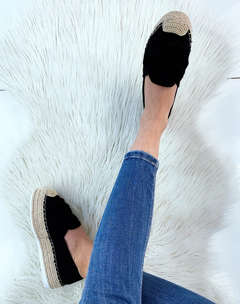 Espadrilles en suédine noire en forme de nœud