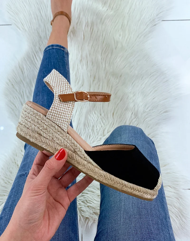 Compensée noire façon espadrille