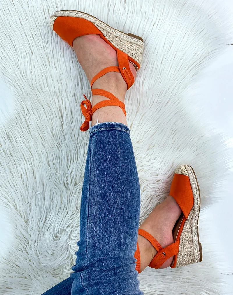 Espadrilles en suédine orange à talon compensé