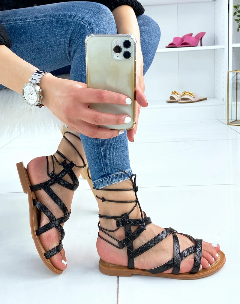 Nu-pieds noirs à multiples brides effet croco