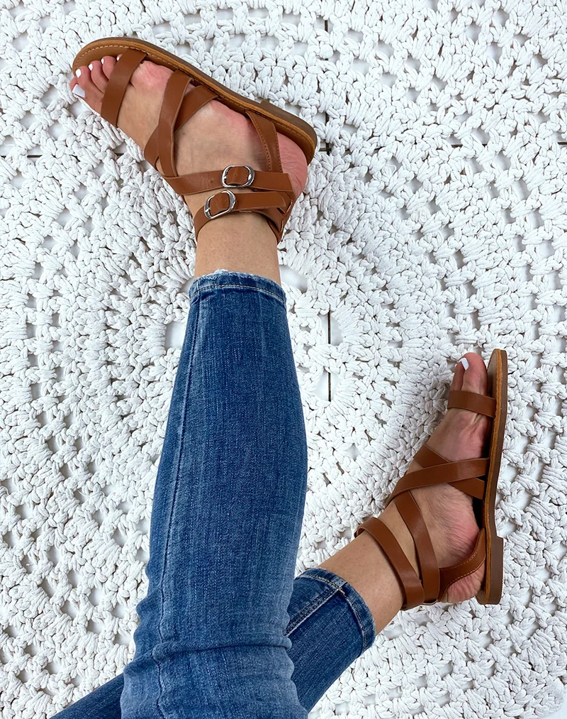 Nu-pieds à multiples sangles en simili cuir camel