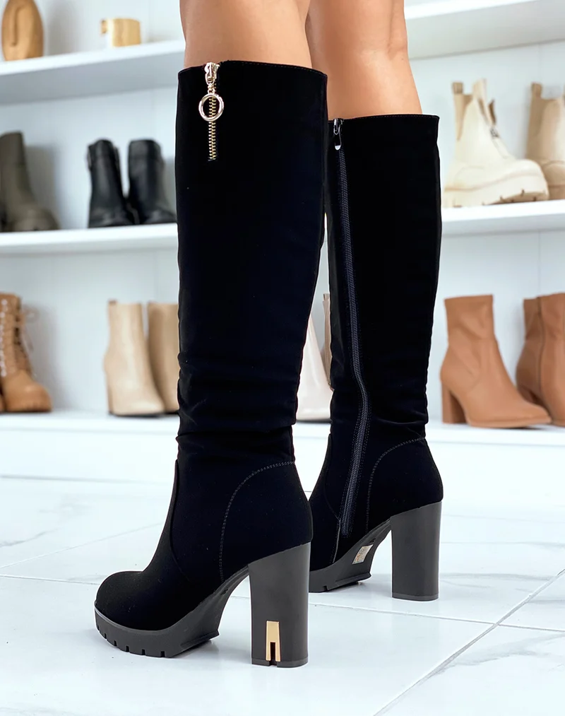 Bottes hautes noires en suédine lisse à détail doré