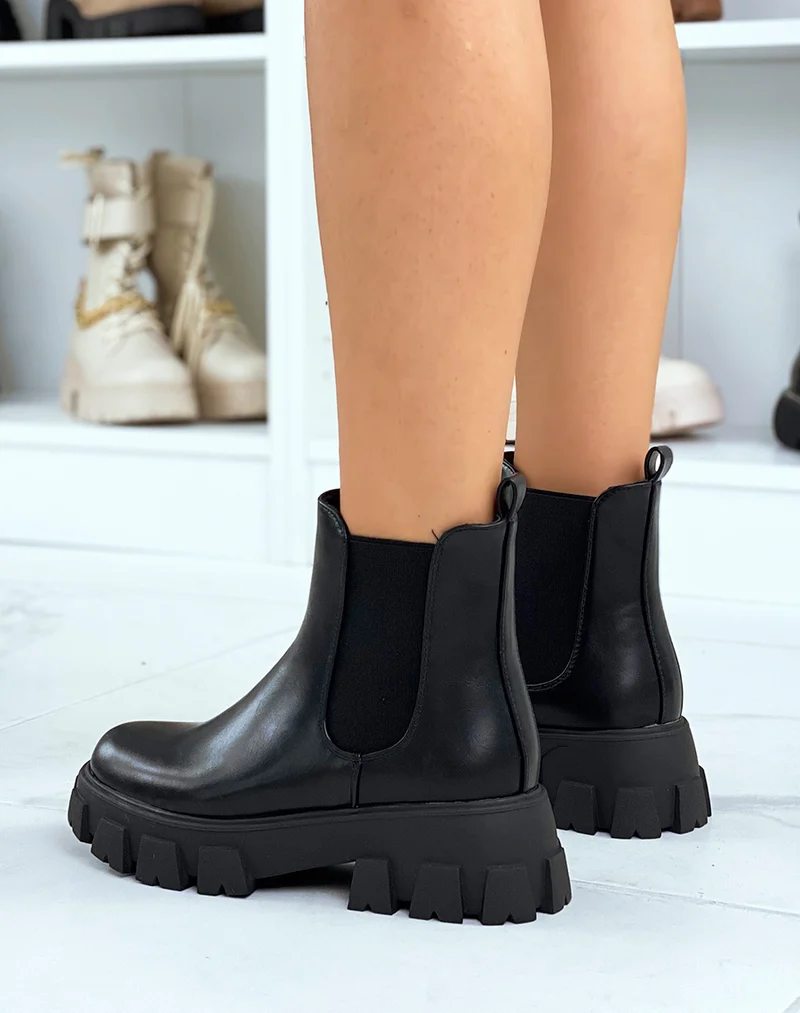 Chelsea boots noires à grosse semelle épaisse et crantée