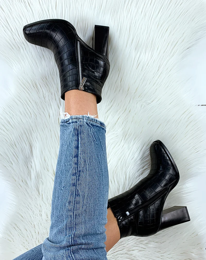 Bottines à talon effet croco noir à bout carré