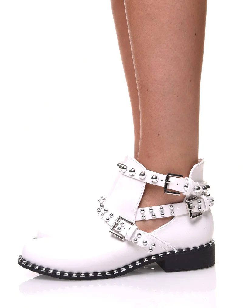 Bottines cloutés blanches
