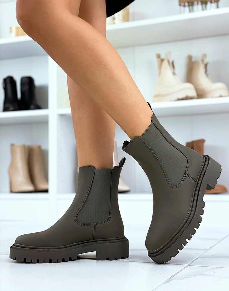 Bottines kakis style chelsea à bout carré