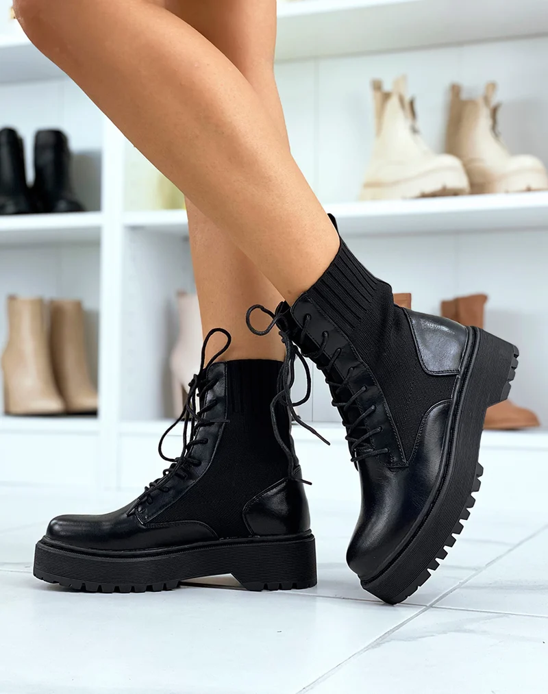 Bottines chaussettes noires à semelle épaisse