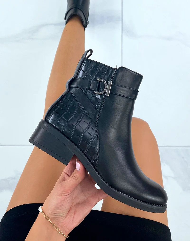 Bottines noires avec effet croco
