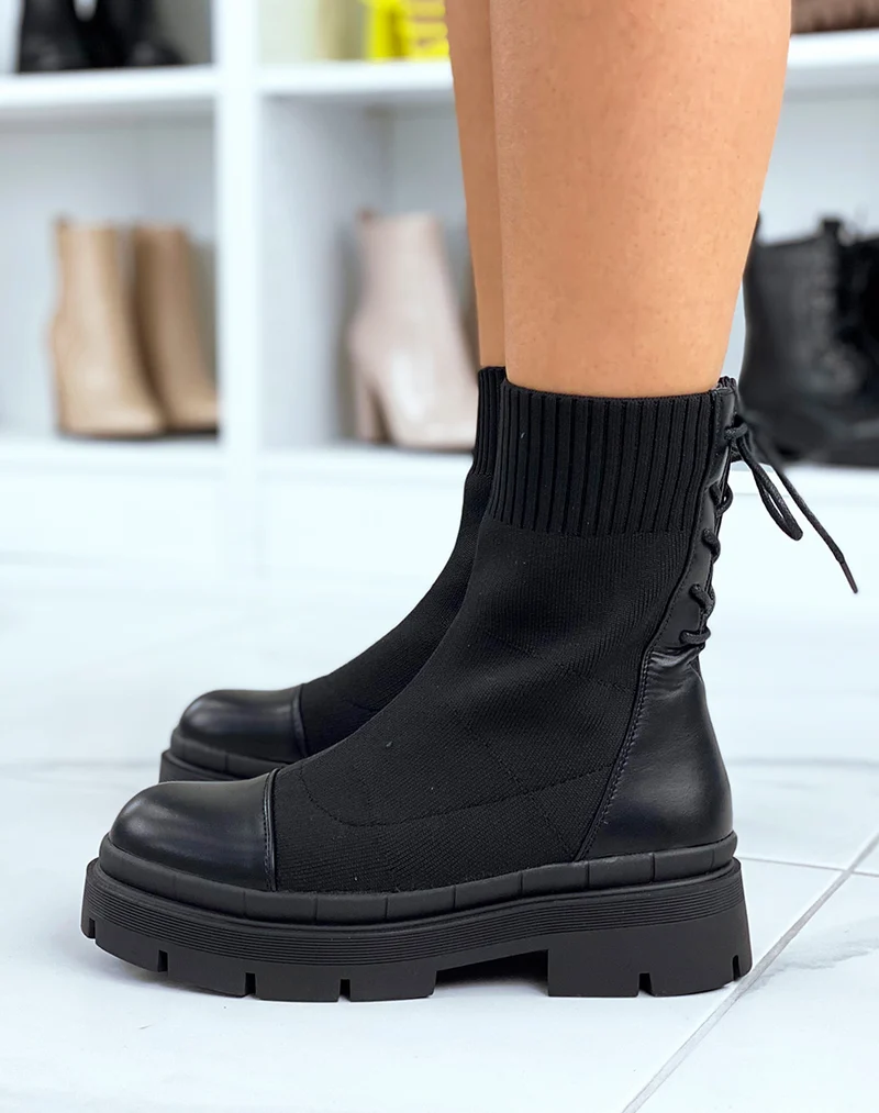 Bottines noires effet chaussette à lacet arrière