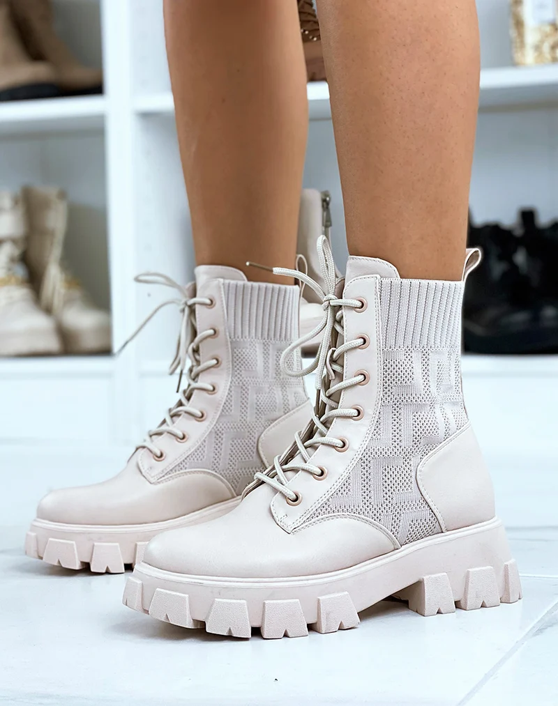 Bottines beiges lacées effet chaussette à imprimés aztèques et semelle crantée
